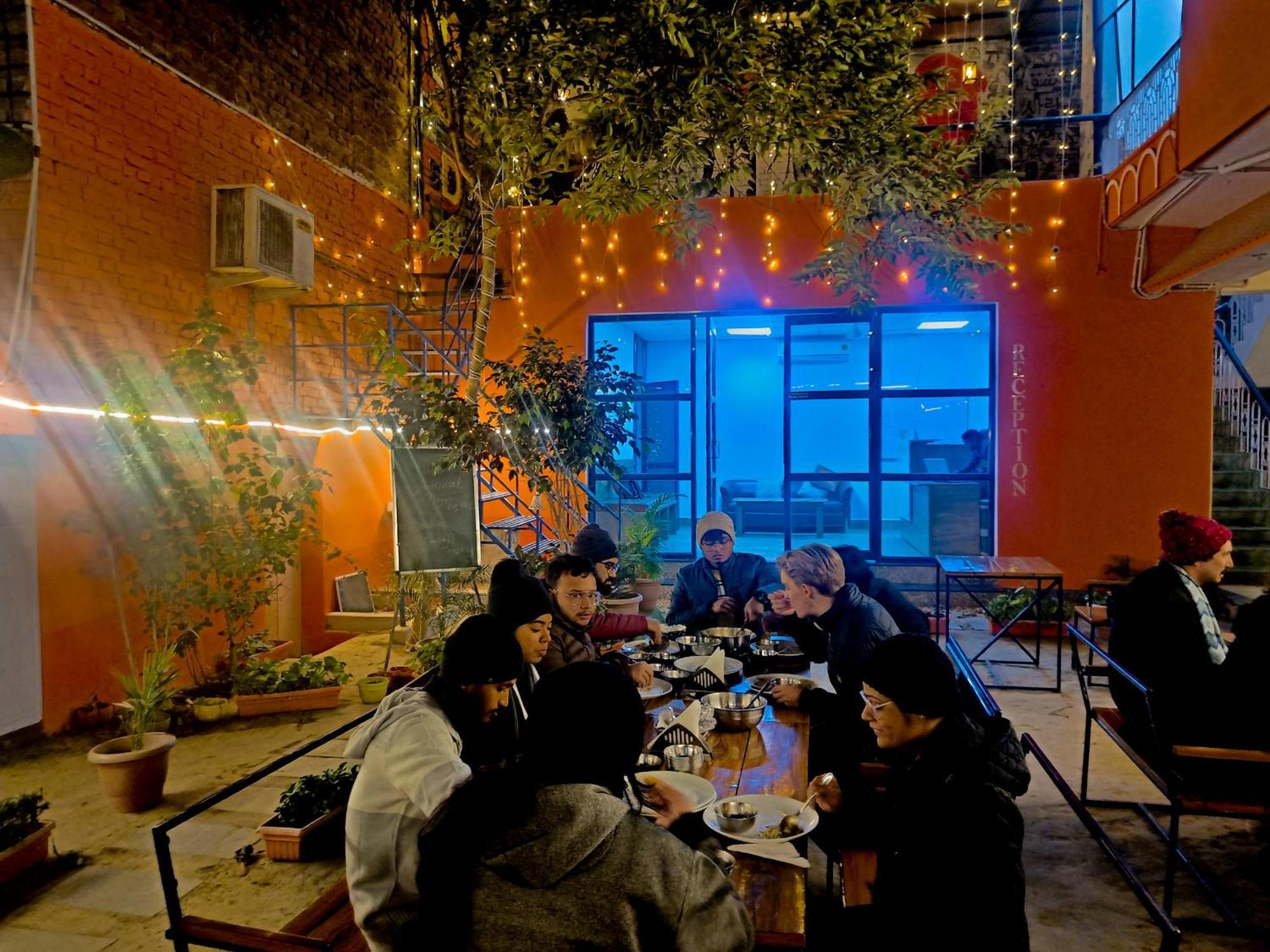 Live Free Hostel Varanasi — Photos 1